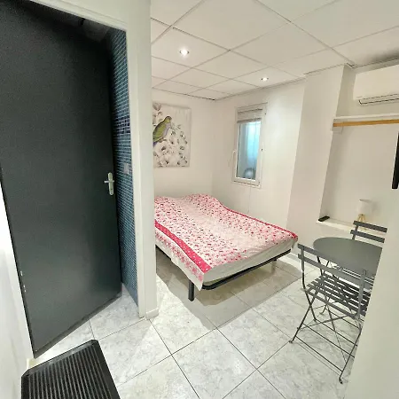 Des Oliviers Guest house *